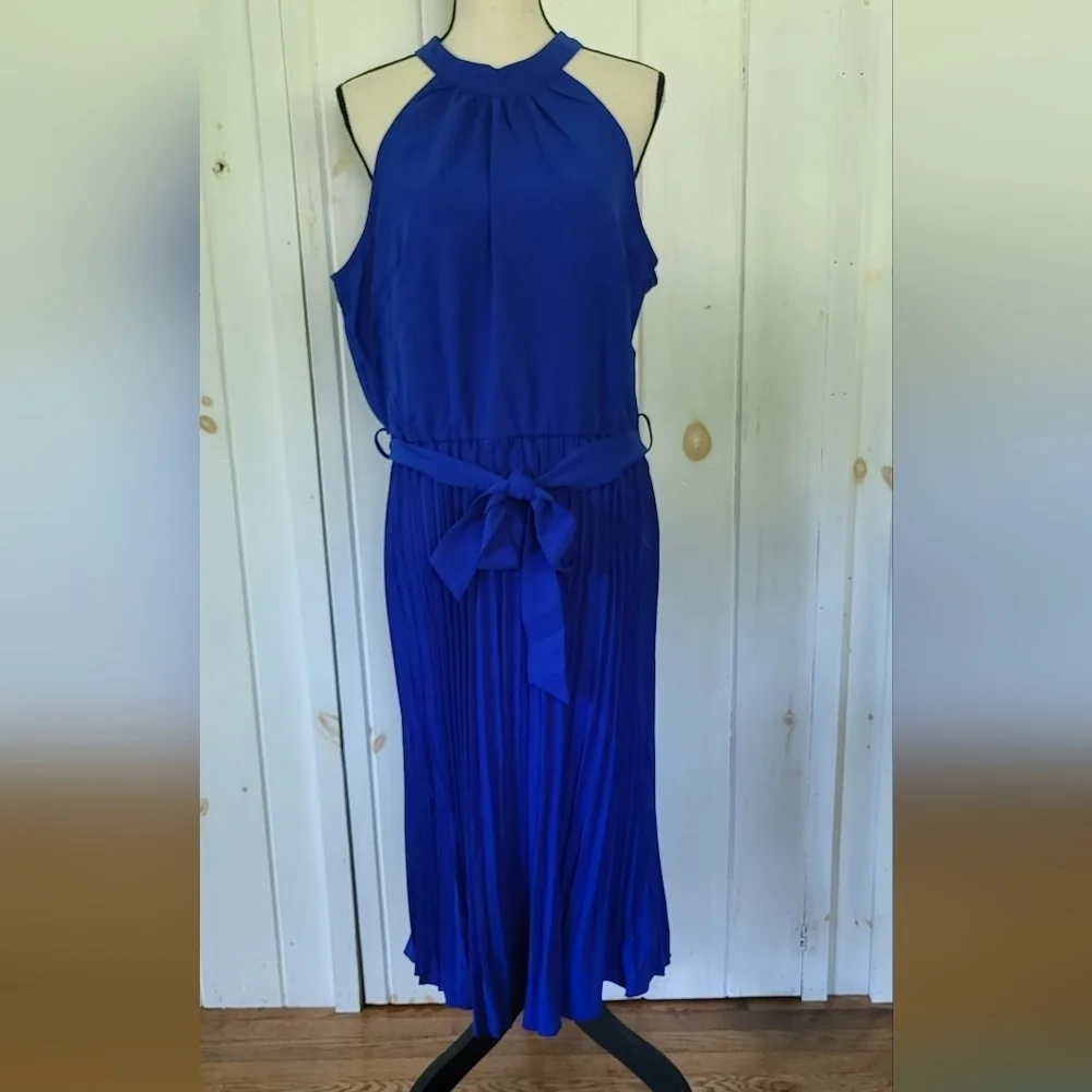 KIRUNDO Summer Sleeveless Halter Neck Pleated Midi Cocktail Dresses - Picture 2 of 10